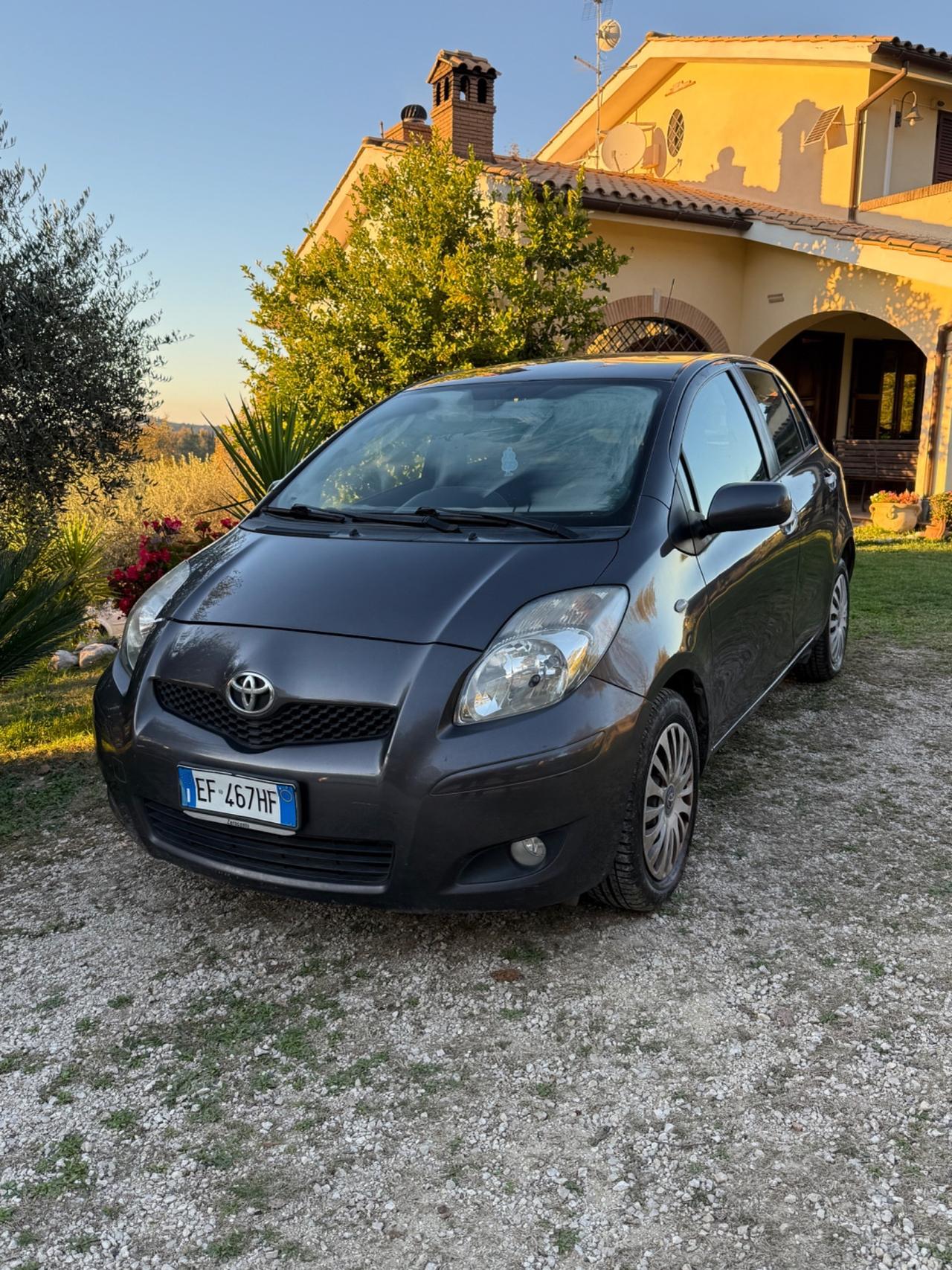 Toyota Yaris 1.4 D-4D DPF 5 porte