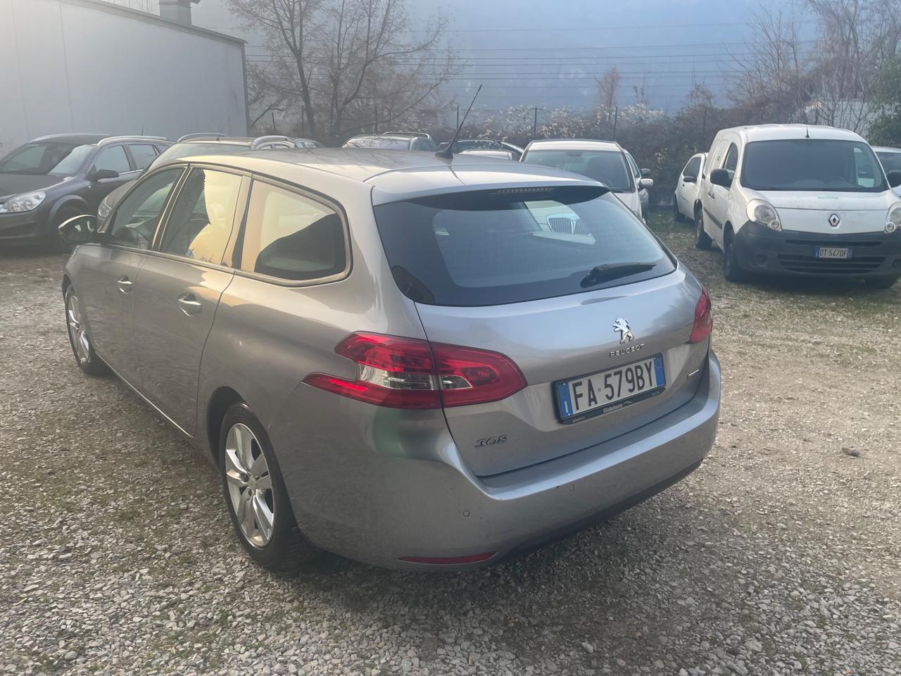 Peugeot 308 BlueHDi 100 S&S SW Business