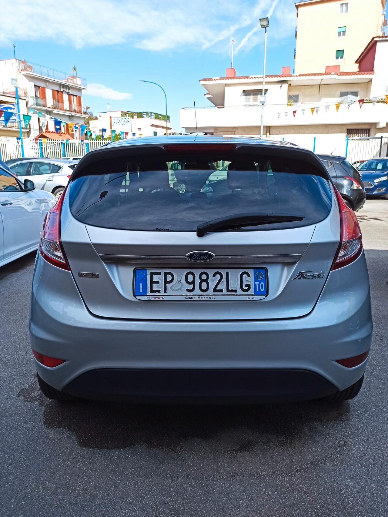Ford Fiesta 1.5 TDCi 75CV 5 porte Titanium