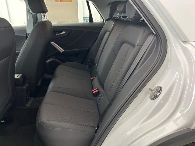 AUDI Q2 30 TDI S tronic Business