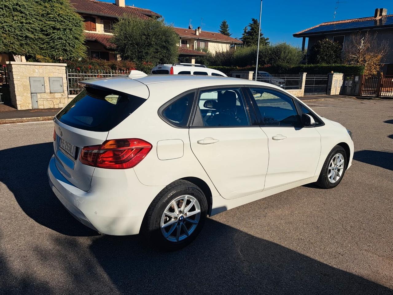 Bmw 2er Active Tourer 214d