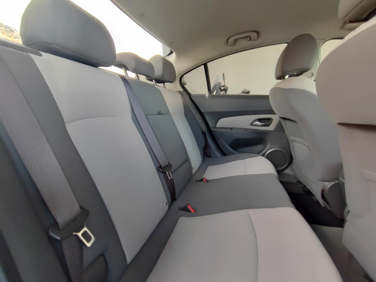 Chevrolet Cruze 1.6 4 porte GPL