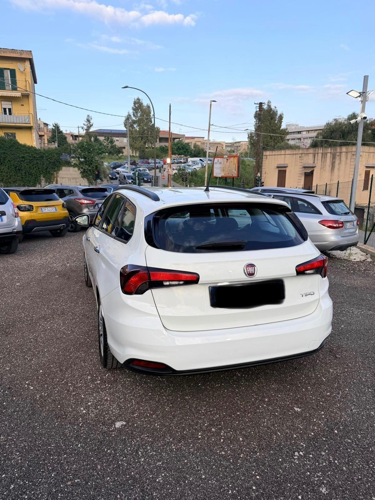 Fiat Tipo 1.3 Mjt S&S 5 porte Lounge