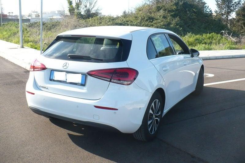 Mercedes-Benz Classe A A 180 d Automatic Business