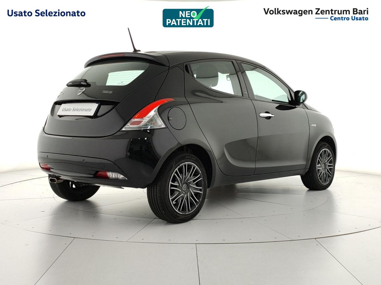 Lancia Ypsilon 1.0 firefly hybrid gold s&s 70cv