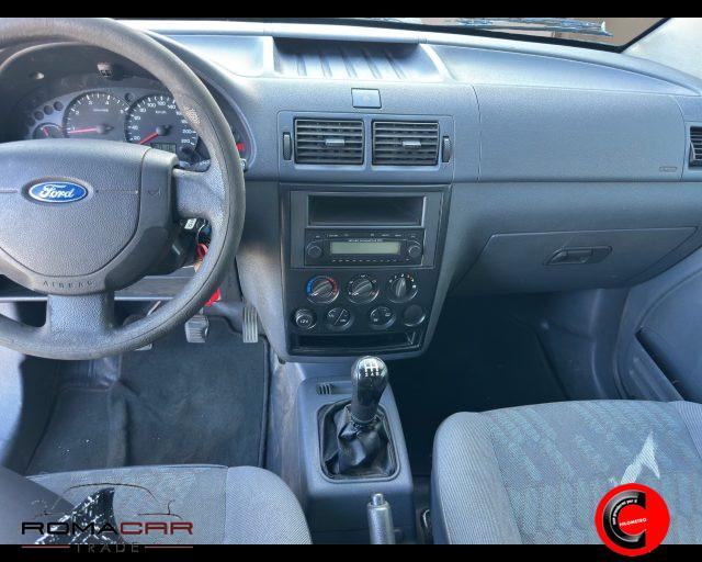 FORD Transit Connect 200 1.5 TDCi 100CV PC Furgone Entry