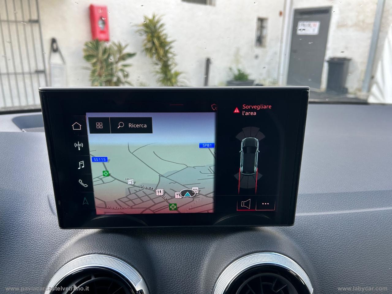 AUDI Q2 35 TFSI S tronic Identity Black