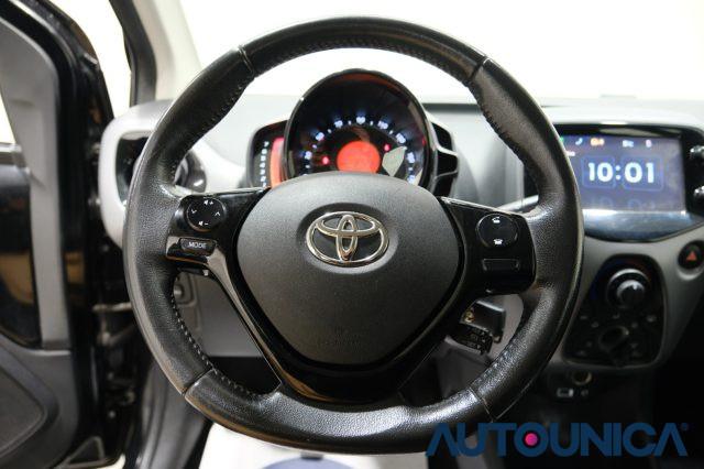 TOYOTA Aygo 1.0 VVT-I 72 CV 5 PORTE CONNECT NEOPATENTATI
