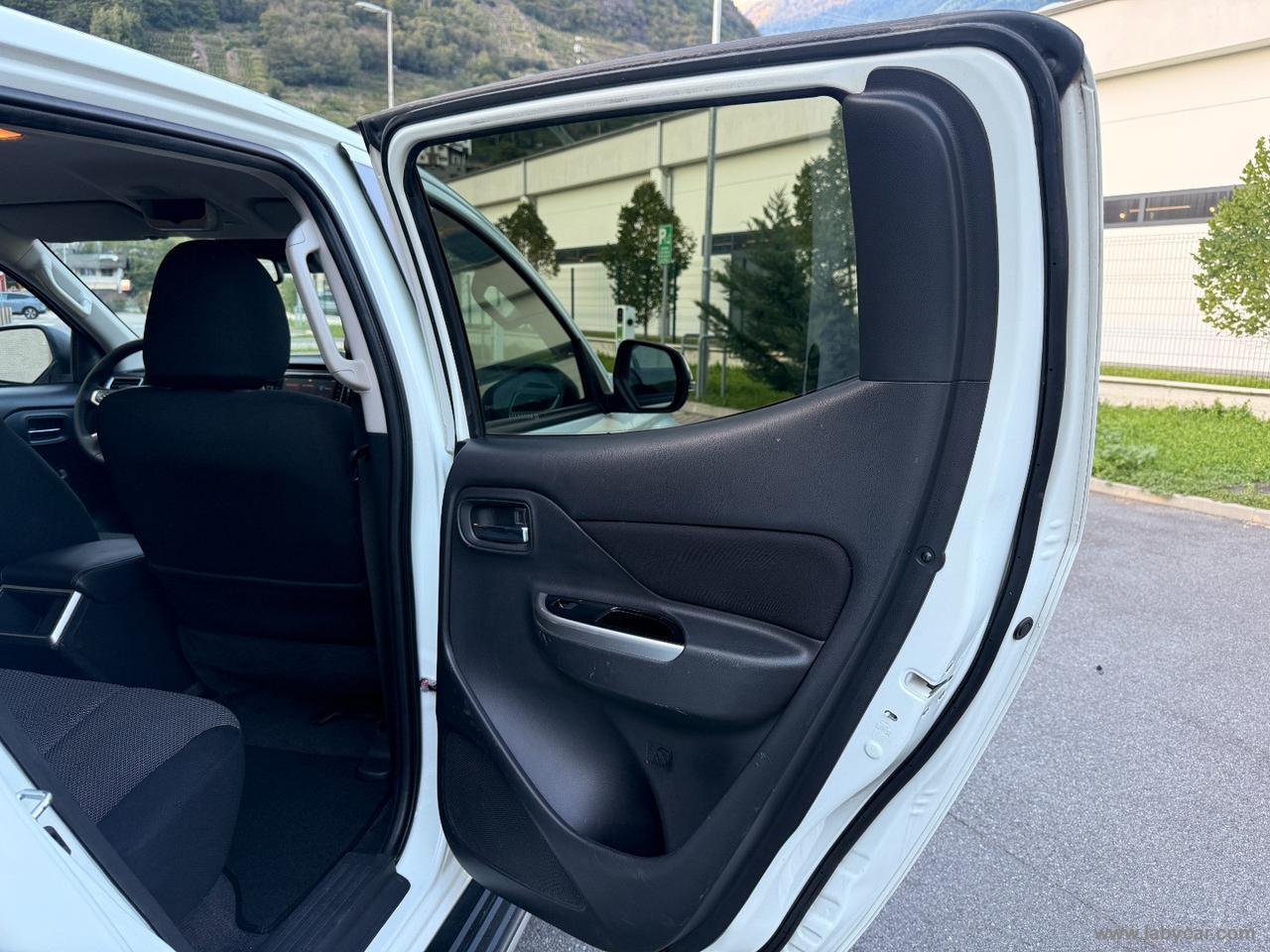 MITSUBISHI L200 2.3 D DoubleCab 4x4 RIDOTTE E BLOCCAGGIO