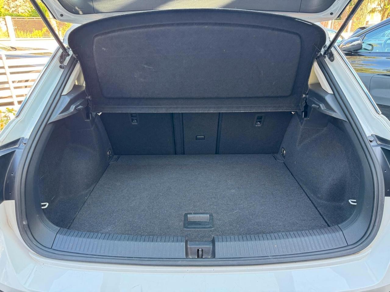VW T-Roc 2.0 TDI SCR 150cv DSG BUSINESS BlueM Tech