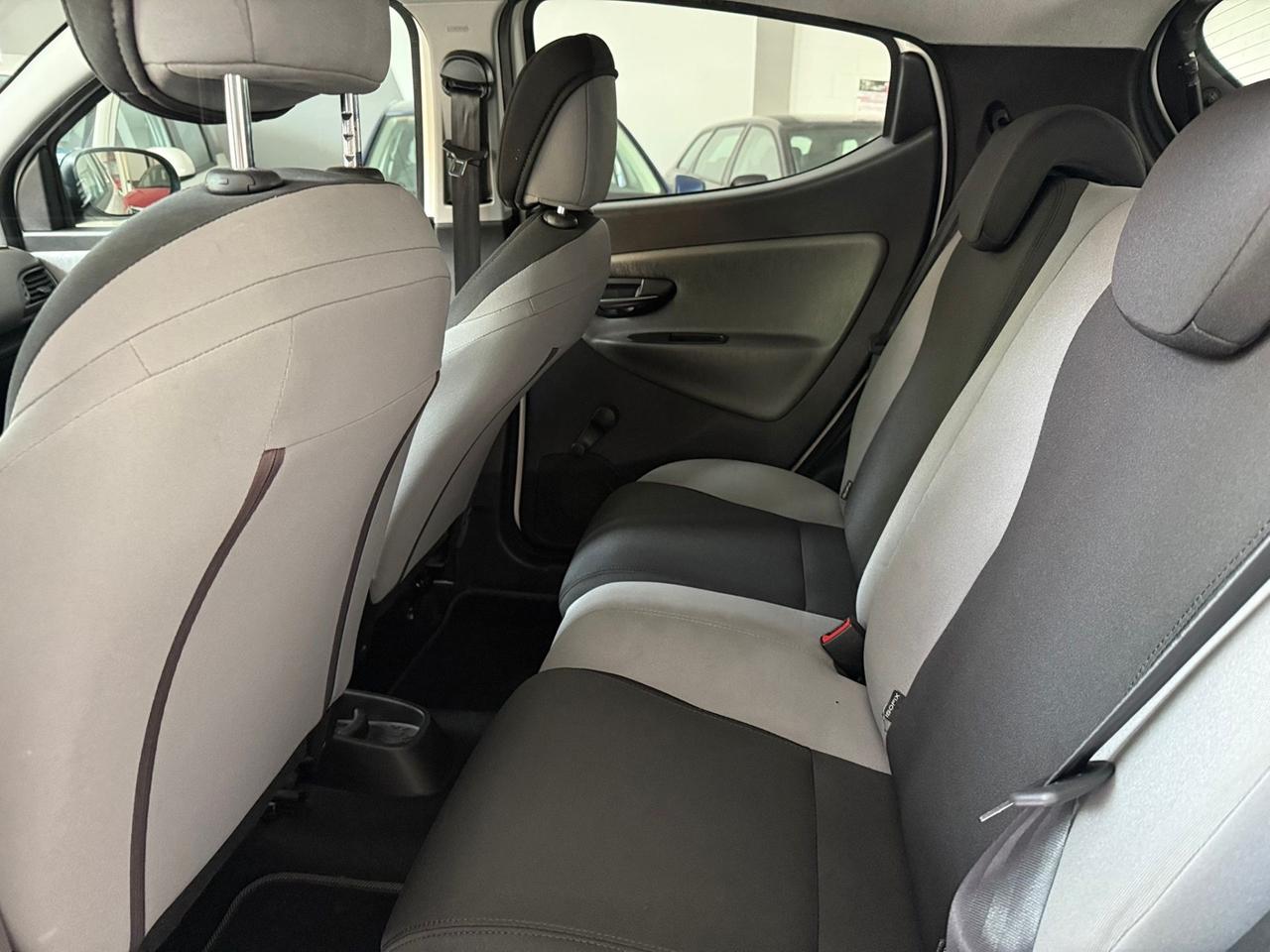 Lancia Ypsilon 0.9 85 CV 5 porte Metano Ecochic Gold