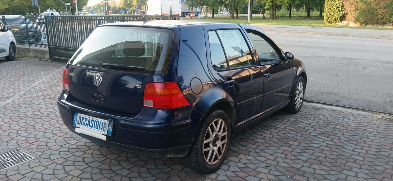 Volkswagen Golf 4 1.6 benzina euro 4 neopatentati