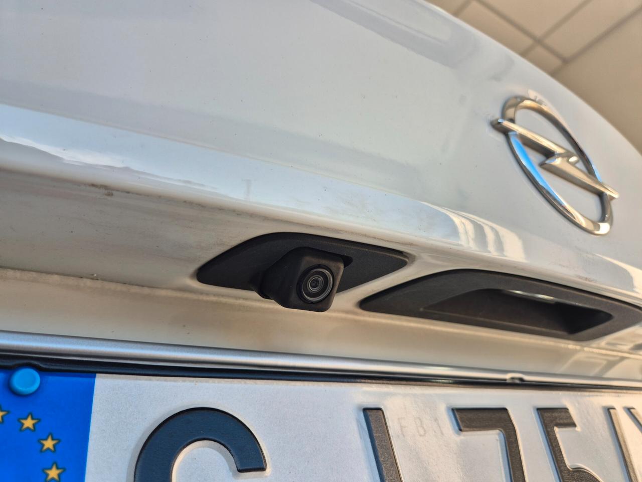 Opel Astra 1.6 CDTi 136CV Sports Tourer Business Elegance