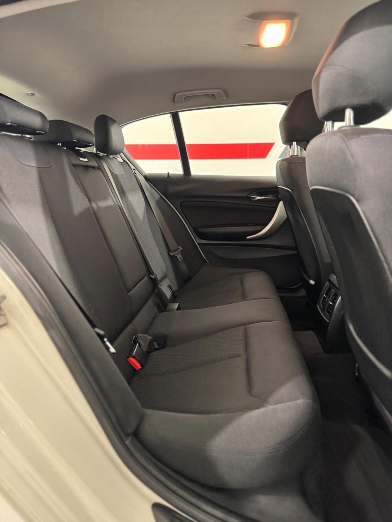 Bmw 116 116d 5p. Sport
