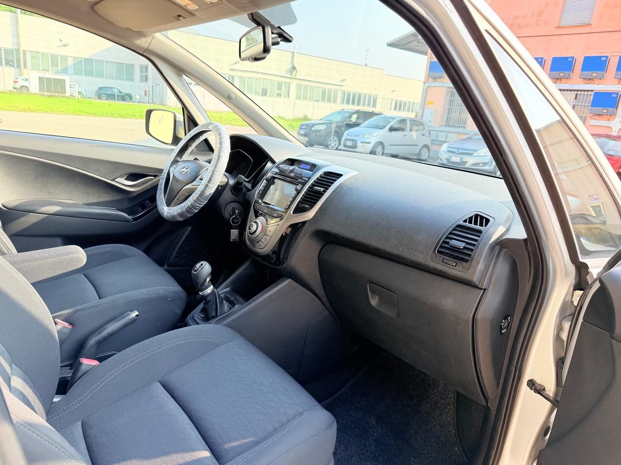 Hyundai iX20 1.4 CRDI 90 CV Style 2013 Neopatentati