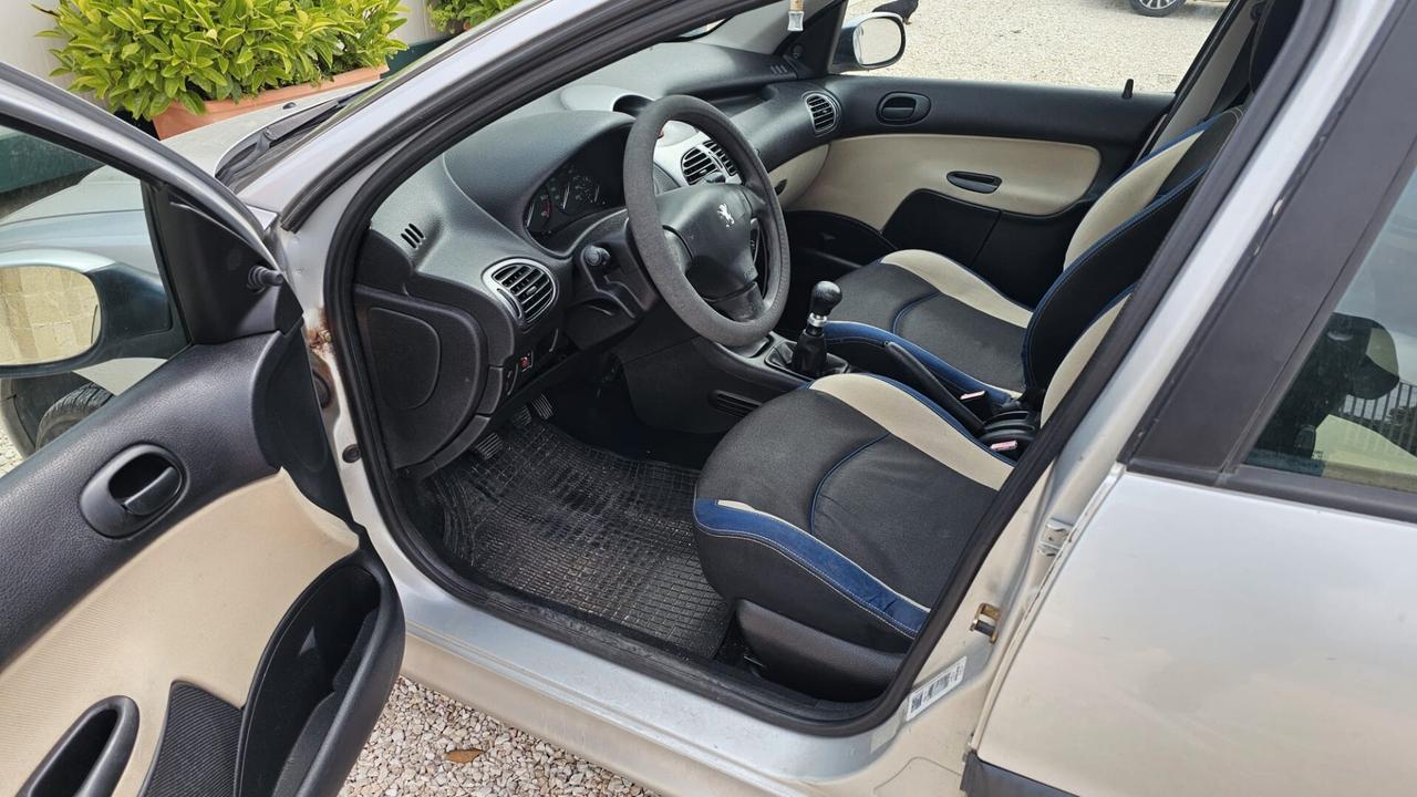 Peugeot 206 1.4 HDi 5p. XT