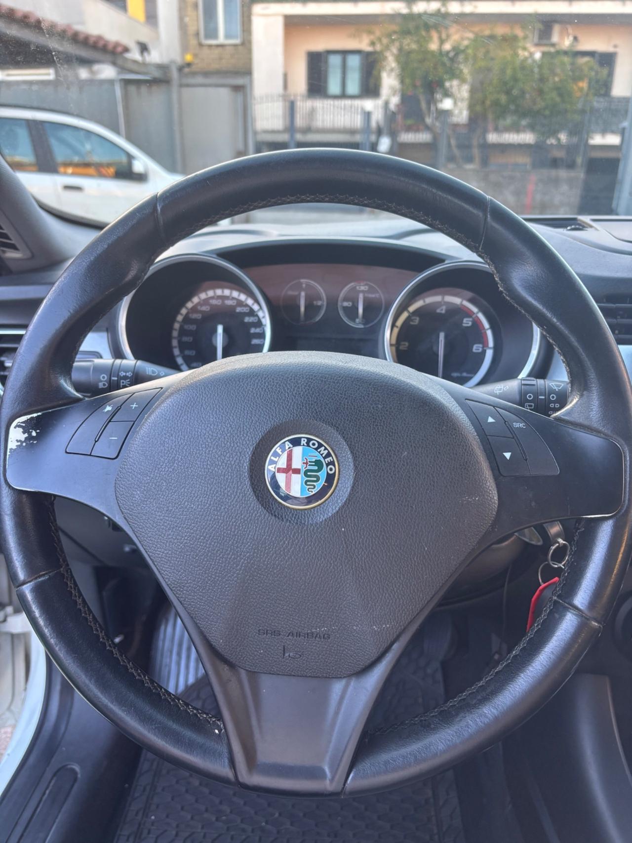 Alfa Romeo Giulietta 1.6 JTDm-2 105 CV