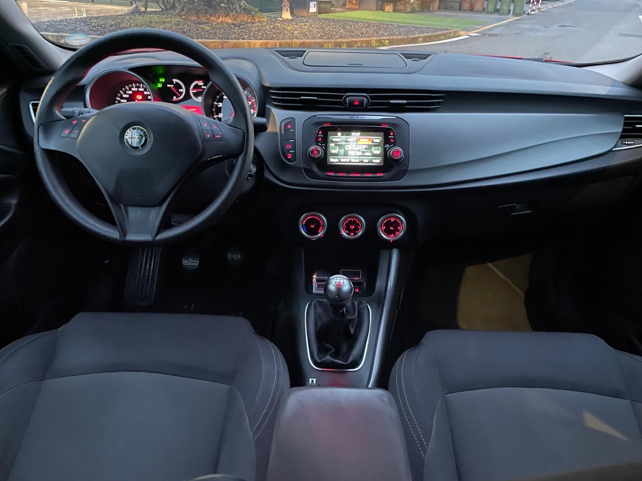 Alfa Romeo Giulietta 1.4 Turbo 120 CV Distinctive*neo patentati *