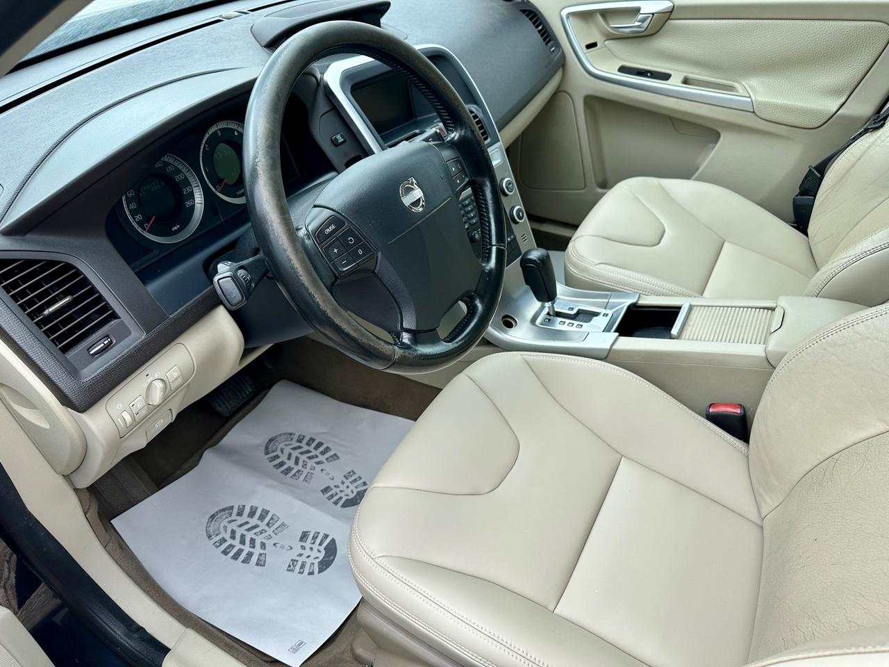 Volvo XC 60 XC60 2.4 D 163 CV AWD Geartronic Summum