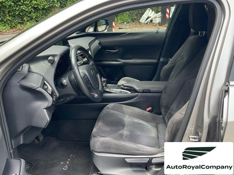 Lexus UX Hybrid Premuium 2WD