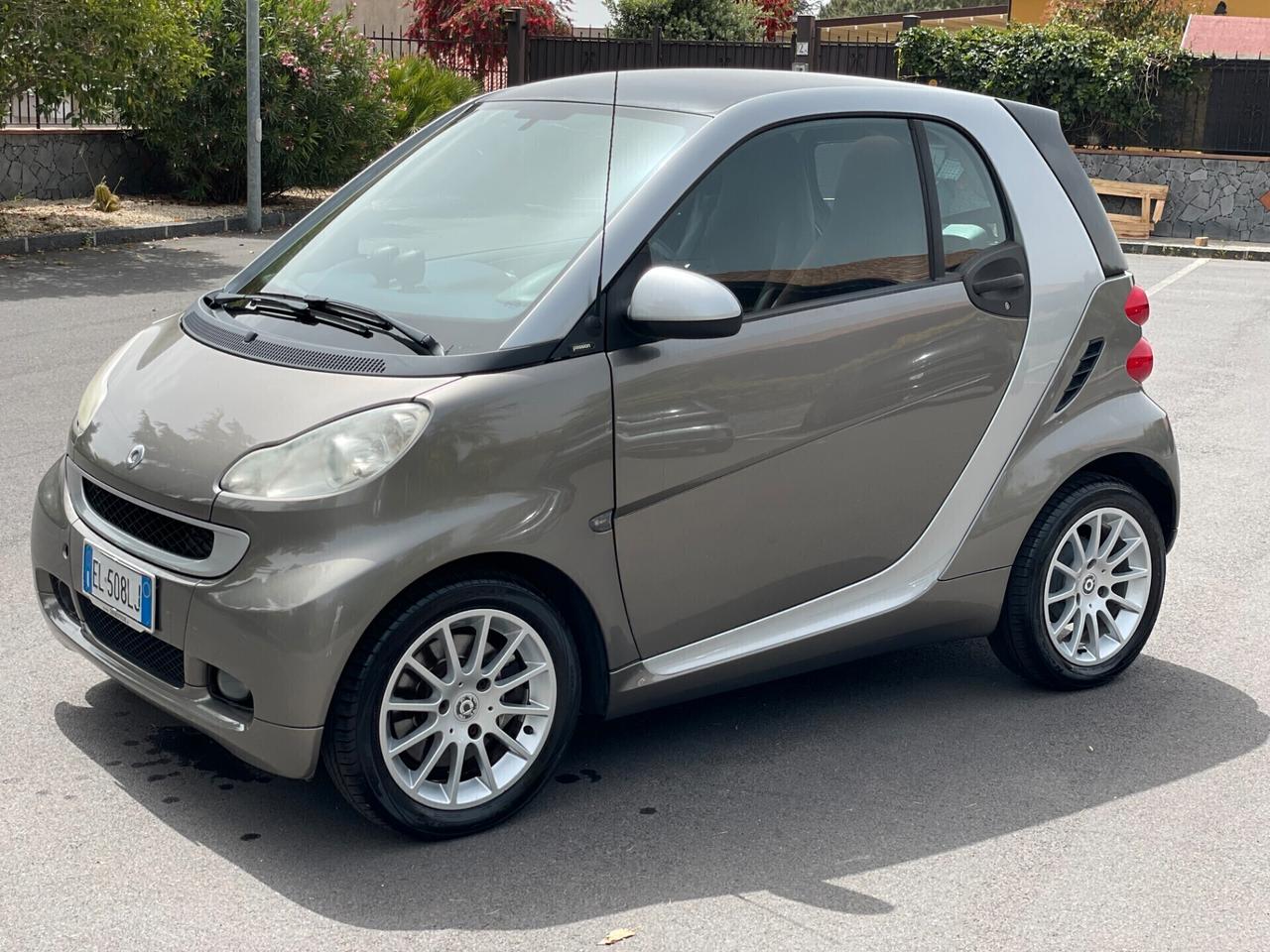 Smart ForTwo 800 40 kW coupé passion cdi