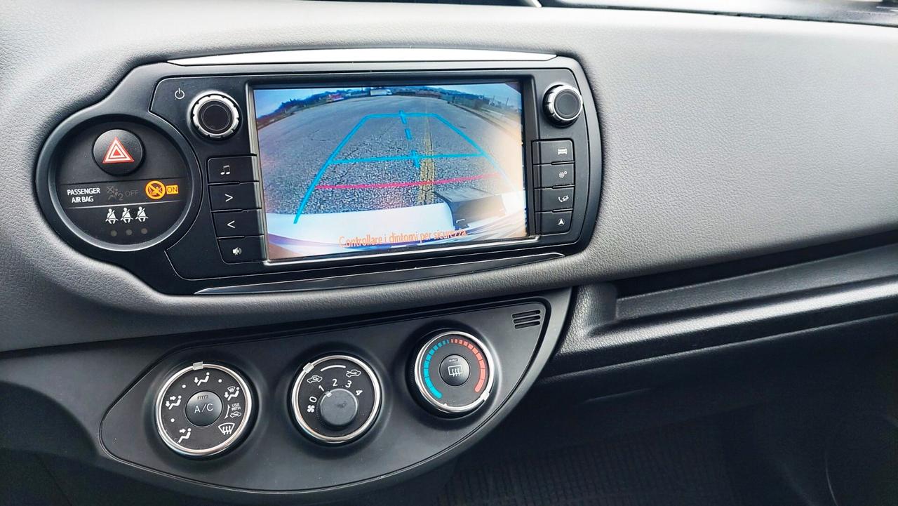 TOYOTA YARIS 1.0-UNICO PROPRIETARIO-NEOPATENTATI