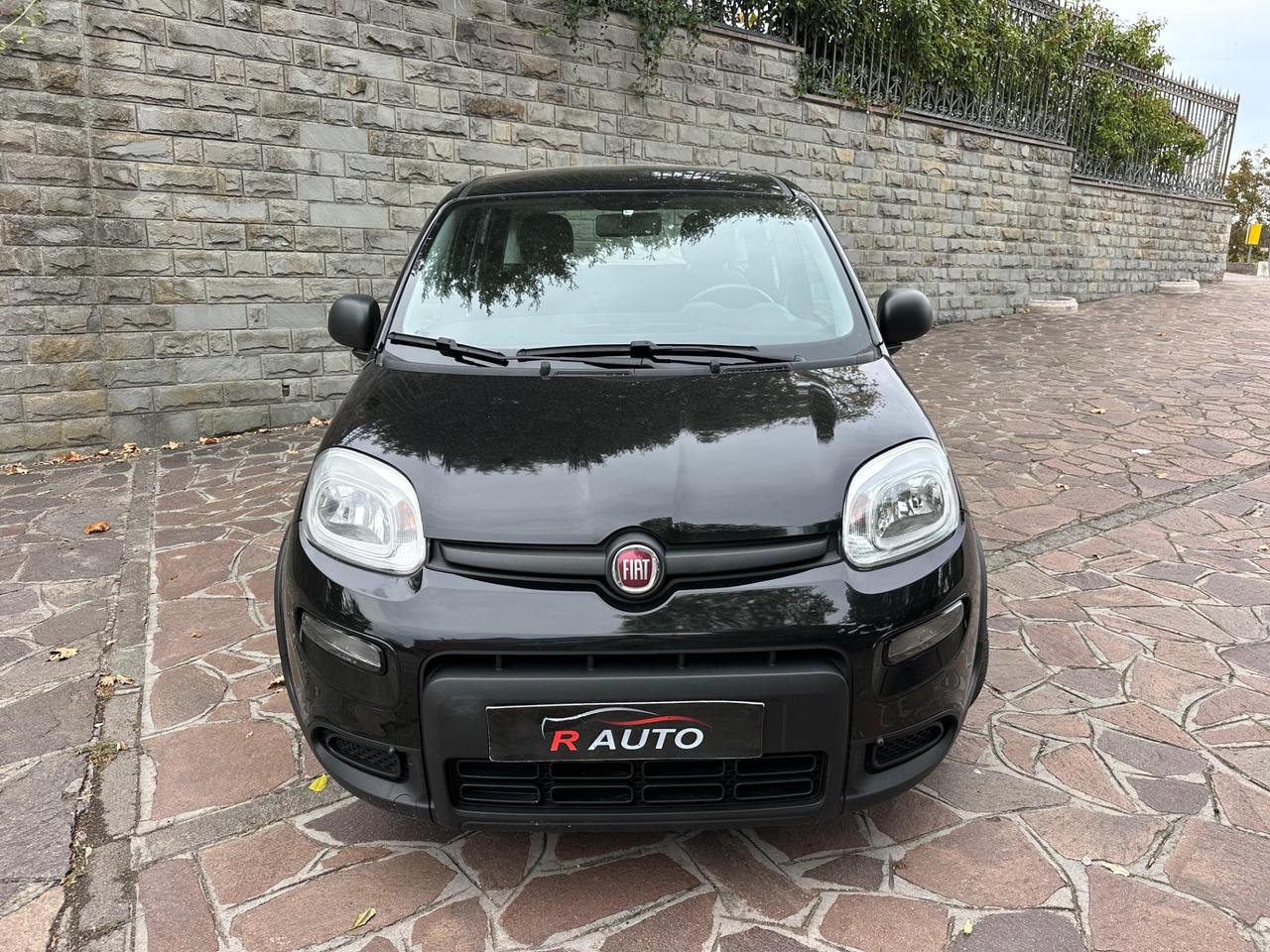 Fiat Panda 1.0 FireFly S&S Hybrid Garmin