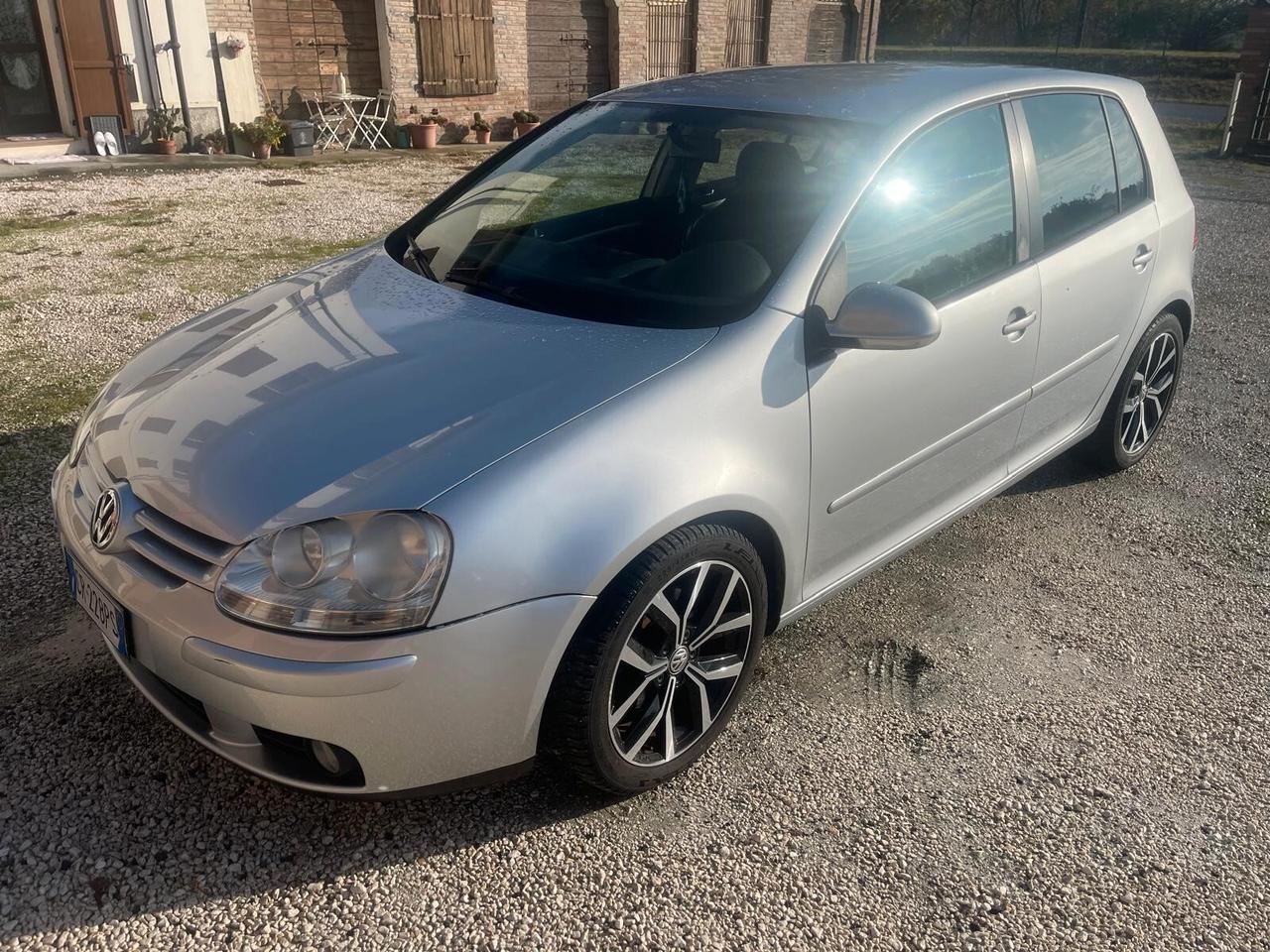 Volkswagen Golf 2.0 16V TDI 5p. Sportline