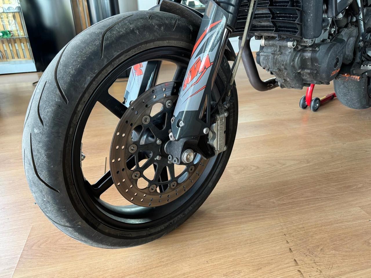 Ktm 690 Supermoto PRESTIGE