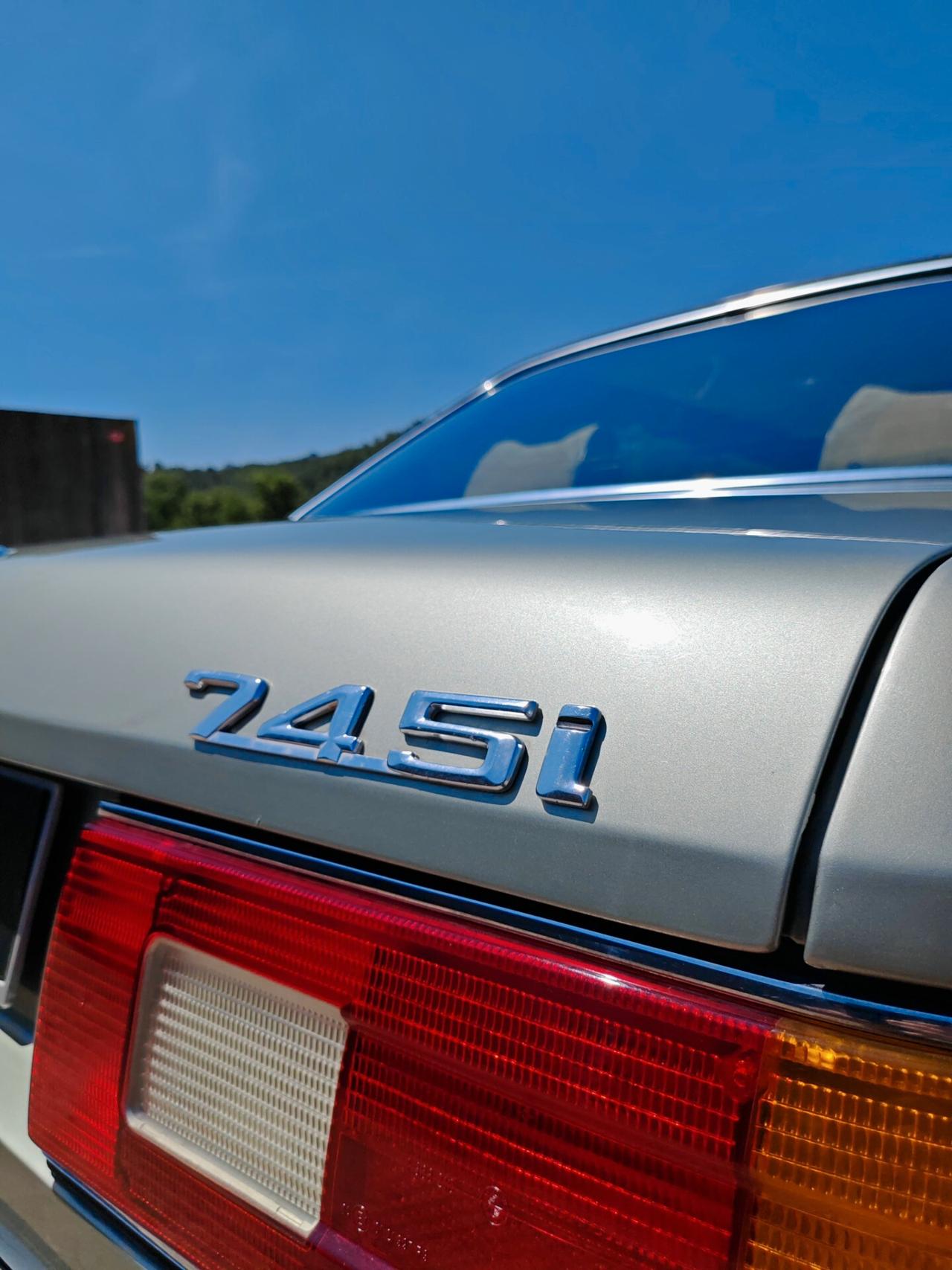 Bmw 745i TURBO ( STUPENDA )