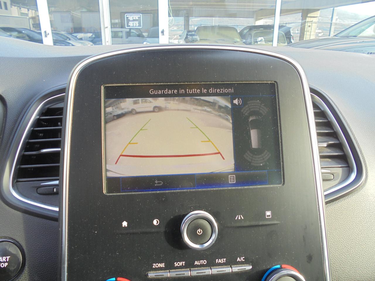 Renault Scenic Scénic dCi 130 CV Energy Sport Edition2