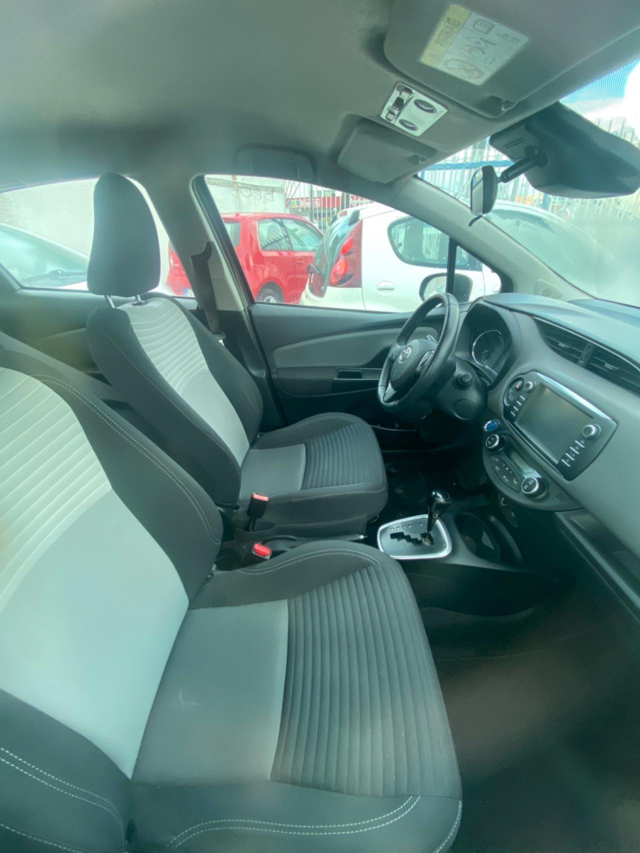 Toyota Yaris Hybrid