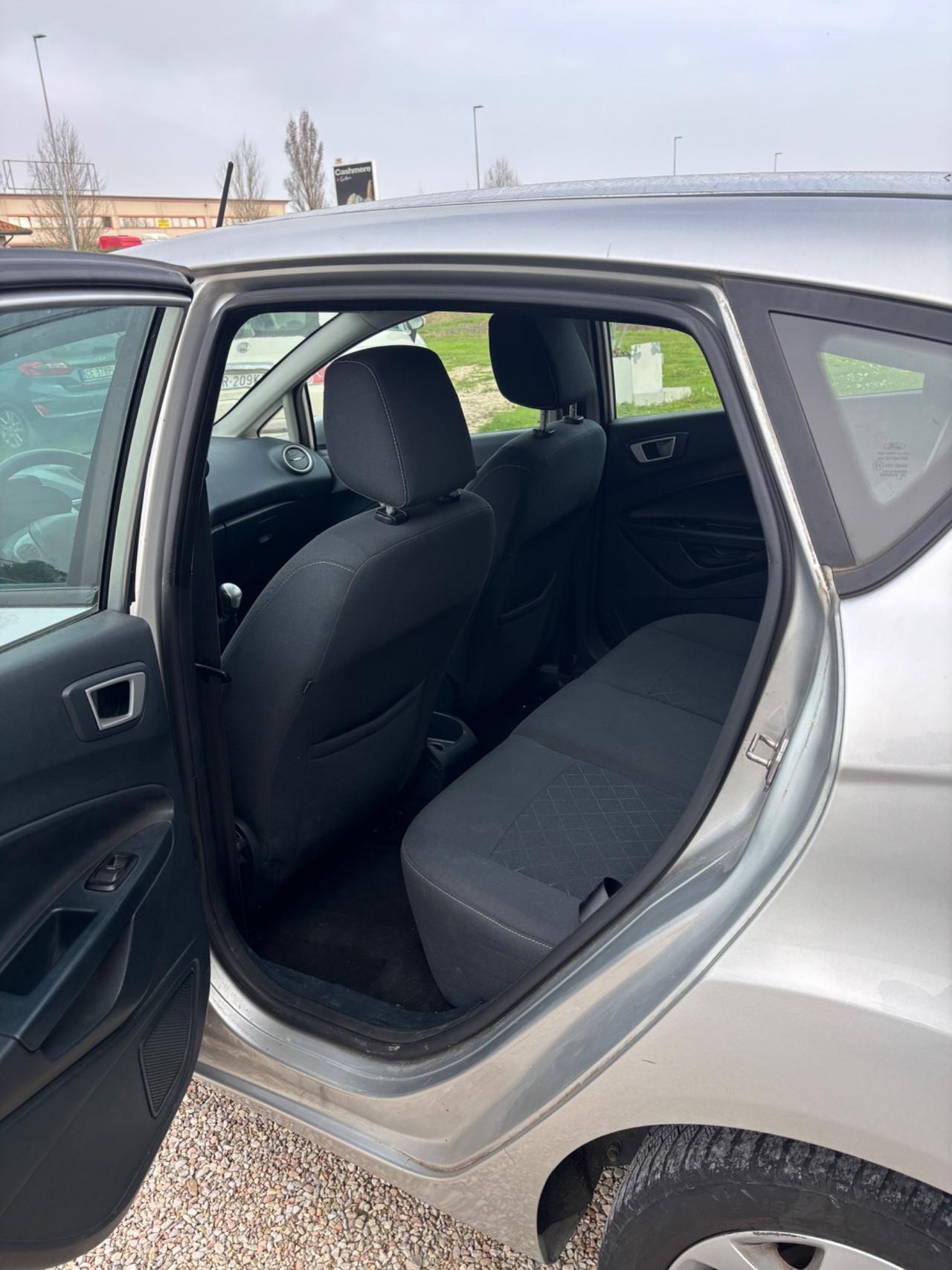 Ford Fiesta 1.4 5 porte Bz.- GPL Titanium