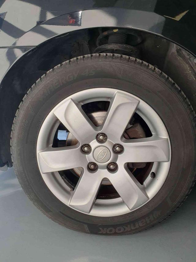 KIA Carens 2.0 16V CRDi 7 POSTI!!!