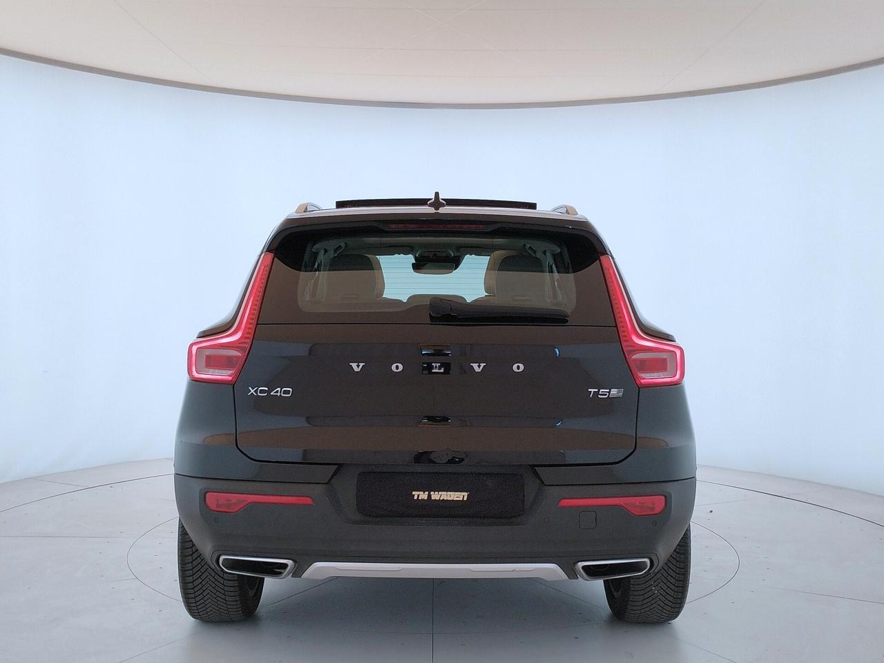 VOLVO XC40 1.5 t5 phev Inscription auto - IVA ESPOSTA - TETTO PANORAMICO