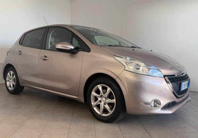 PEUGEOT 208 1° serie 1.2 VTi 82 CV 5 porte Allure