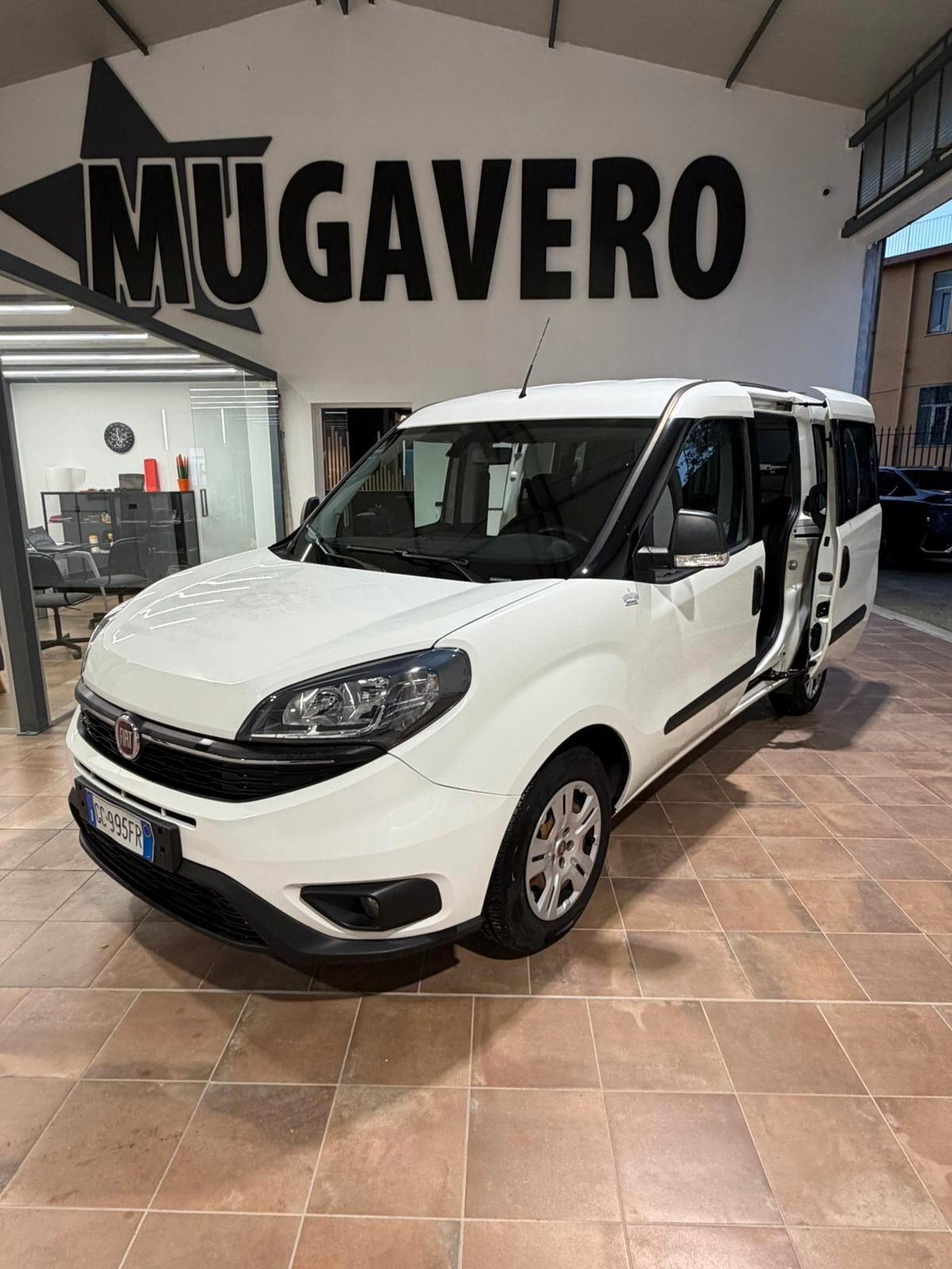 FIAT DOBLO' 1.6mjt AUTOCARRO 5 POSTI