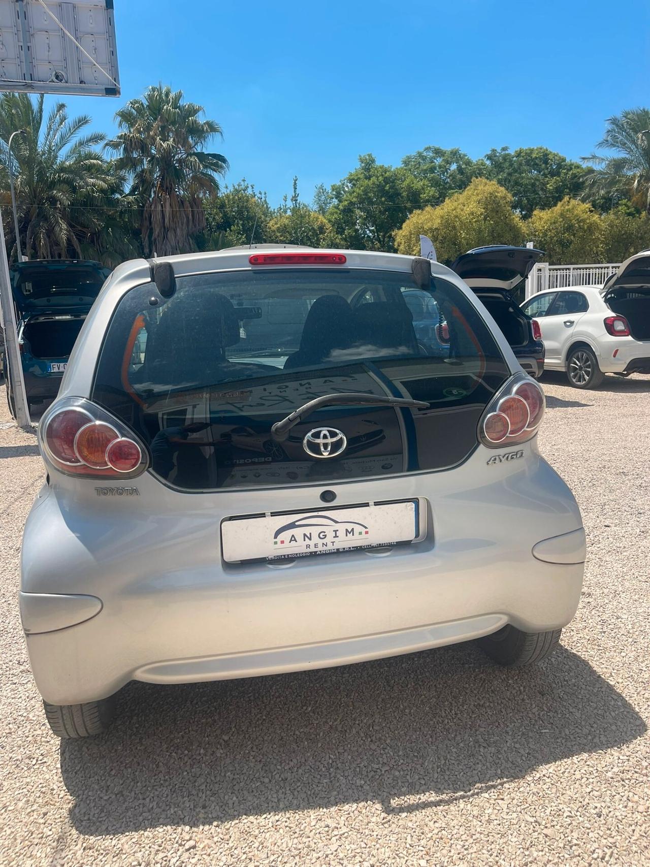 Toyota Aygo 1.0 12V VVT-i 5 porte Sol