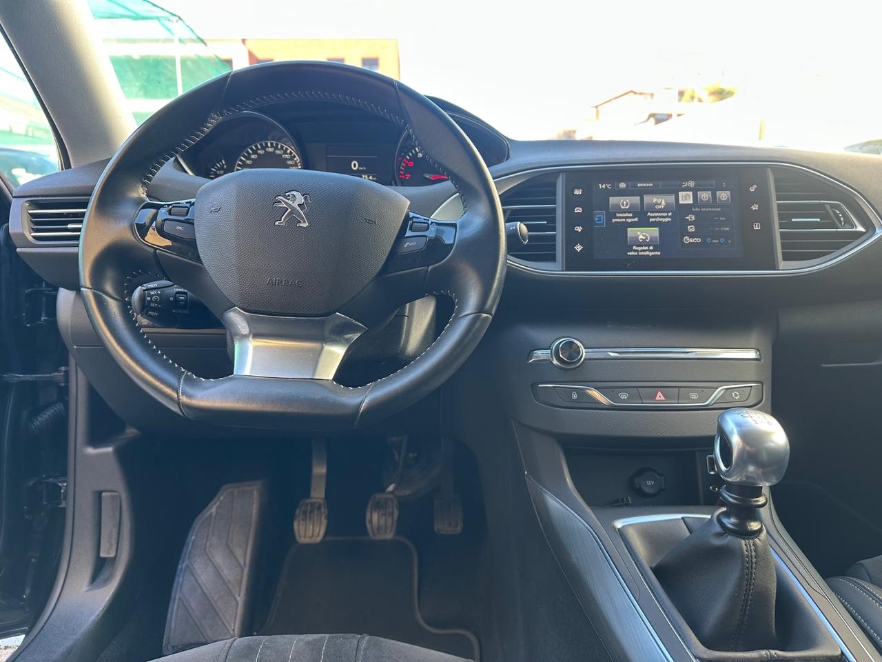 Peugeot 308 1.2 Turbo 130 S&S Allure - solo 49000 km !!!