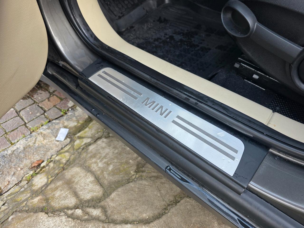 Mini Cooper Countryman 1.6 D 110cv