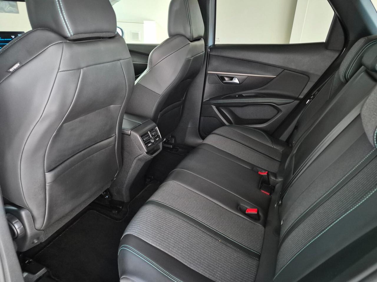 Peugeot 3008 1.5 BLUEHDI ALLURE 130CV EAT8 *24 MESI DI GARANZIA* LED RETROCAM. 360° VETRI PRIVACY CRUISE CONTROL DRIVE MODE