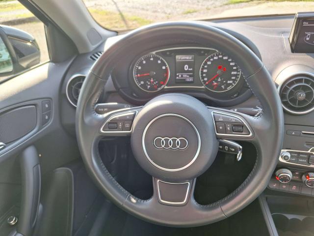 Audi A1 Sportback 1.0 tfsi ultra S-Line 95cv - Cerchi X 17 - Sedili riscaldabili - Sensori parcheggio - Pneumatici 4 stagioni