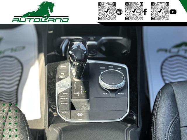 BMW 118 d 5p. Luxury150 CV Cerchio18"Pack Manutenzioni