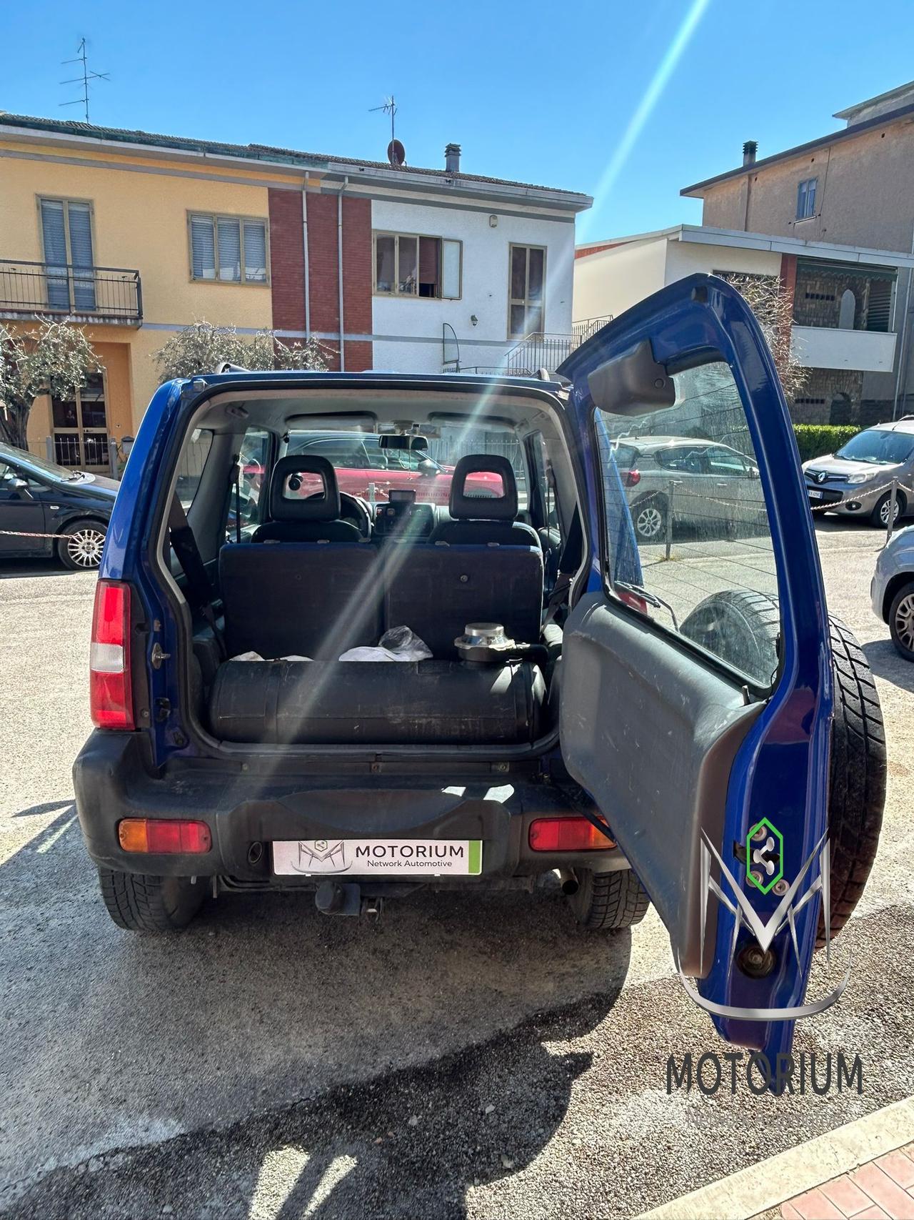 Suzuki Jimny JIMNY BENZ./GPL