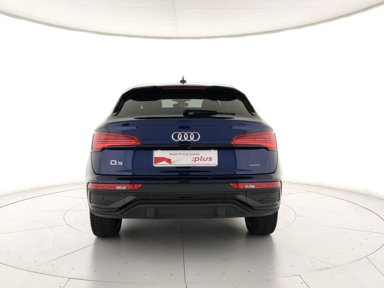 Audi Q5 sportback 40 2.0 tdi mhev 12v s line plus quattro s-tronic