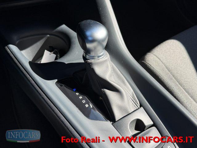 TOYOTA C-HR 1.8 Hybrid E-CVT Business - PROMO