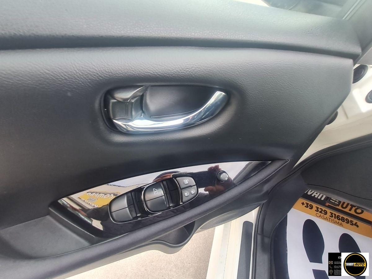 NISSAN Leaf Tekna 40 kWh-Elettrica-20.000 Km