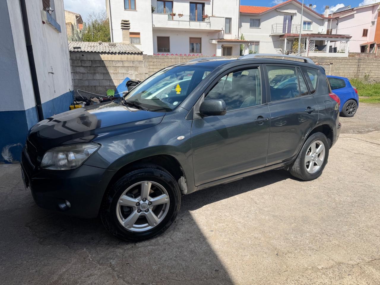Toyota RAV 4 RAV4 2.2 D-4D 136 CV Luxury