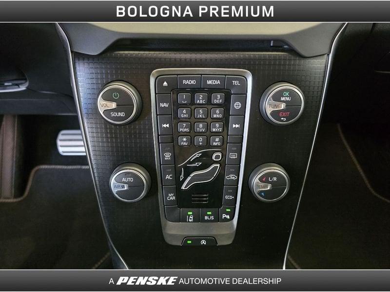 Volvo V40 T3 Geartronic R-design