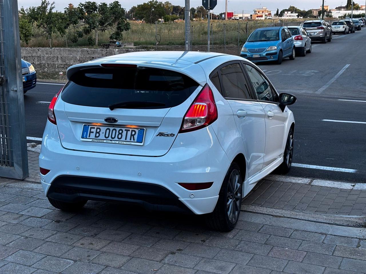 Ford Fiesta 1.5 TDCi 75CV 5p ST-Line - 2017